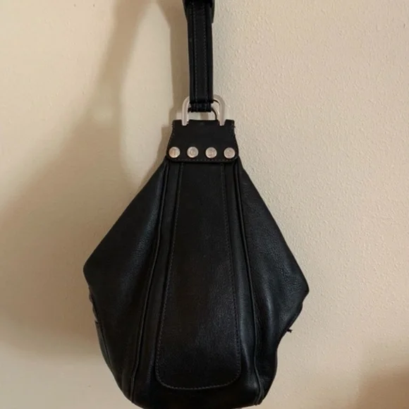 VINTAGE TOD’S HOBO BAG - Picture 4 of 13